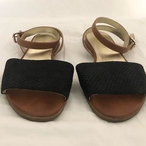 Tommy Hilfiger snake print wrap around sandal Size 8